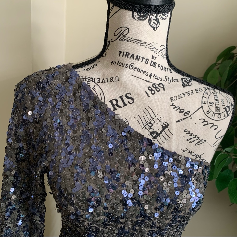 Alice + Olivia Nicky Sequin One-Shoulder Asymmetr… - image 3